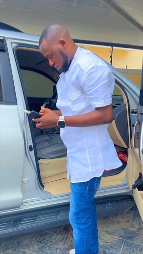 In the last few years, one of the most difficult task for me is how to deeply appreciate the rate at which people celebrate me on my birthday, but between you and I, words do fail me, and here I am again this year, words has failed me… Where should I start from? what can I say? how could I just express myself to show how much I appreciate y'all. Folks, I felt so loved and admired by your words and actions. Eseun, Modupe Oooo. Olohun koni ba Ajose wa je. I love you all. I shall remain humble, loy