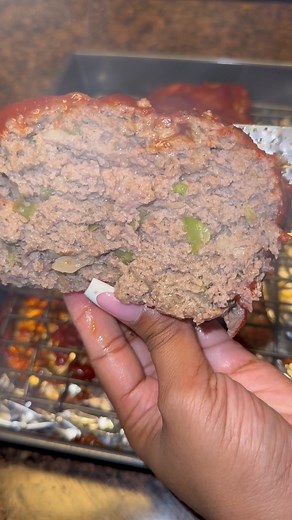 Do you eat meatloaf? | Cooking With Destiny