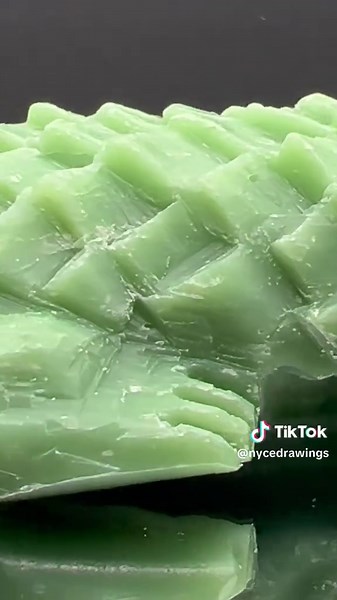 Crocodile Soap Carving Process in Timelapse