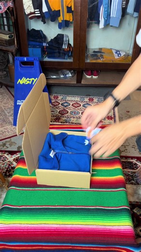 Royal Blue Parcel Preparation: Best Color Tips