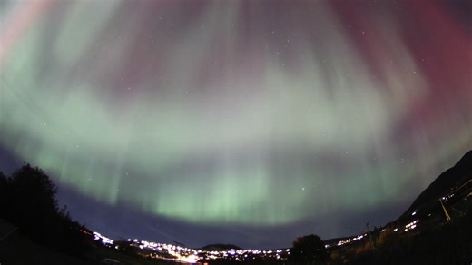 Watch the night the sky exploded over Canada