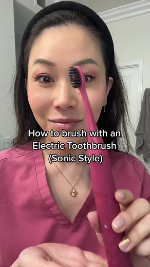 How to brush your teeth with an electric toothbrush that utilizes sonic vibrations. Let me know if you want a video for a round head oscillating style electric toothbrush! #electrictoothbrush #howtobrushyourteeth #dentalhygiene #sonictoothbrush