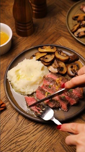 Sous vide steak perfectly cooked edge to edge with garlic butter every time!#sousvide