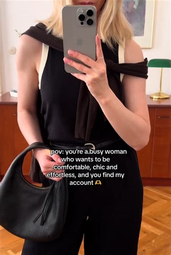 Simple wardrobe staples for perfect outfits