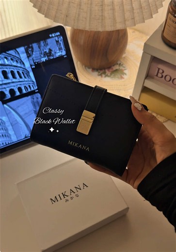 Black Wallet for Women: Stylish, Durable, Always Reliable