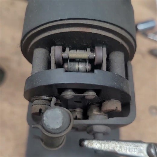 su fuel pump clicking away