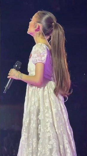 Ariana Grande sings “ We Can’t Be Friends “ Live from Boston MA 2026 🩵 pt. 2