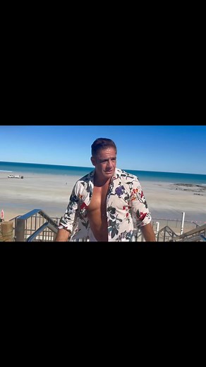 Cable Beach Club Resort & Spa Darren Reid & the Soul City Groove Divers Tavern Broome, Western Australia | Darren Reid & the Soul City Groove