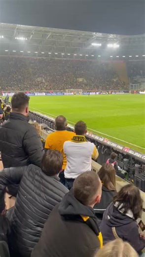 Dresden Triumphs Over Darmstadt 2:0 in Fussball Match