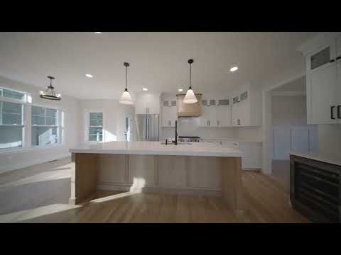 Canterbury Road, Pelham NH