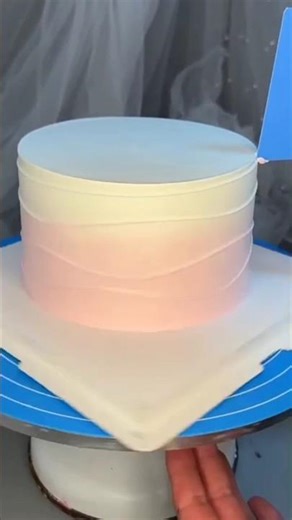 "Easy Cake Decorating Tutorial for Beginners 🎂#CakeTutorial #CakeDecorating #Baking #Foodie