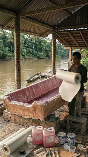 Just a small fiber boat for fishing