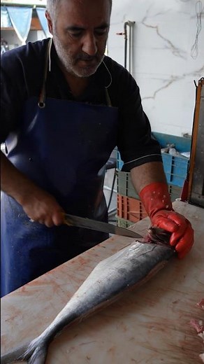 How to Remove Fish Skin with a Kitchen Knife – Easy Chef Hack