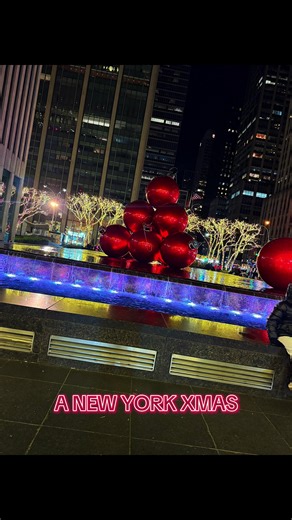 Midnight in Manhattan: A Christmas in NYC