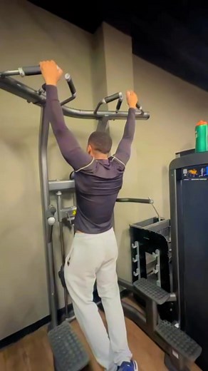 ....D.D.D | Daniel Colon