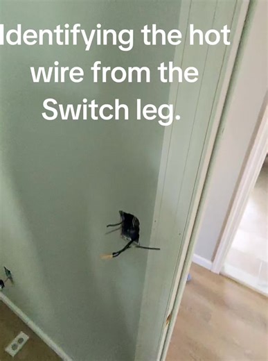 Identifying Hot Wire in Electrical Switch Leg