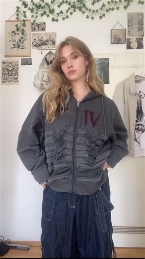 Lilith-Inspired Sweater | Diablo IV Collection