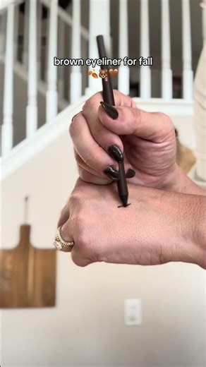 Persona Brown Eyeliner Beauty Products