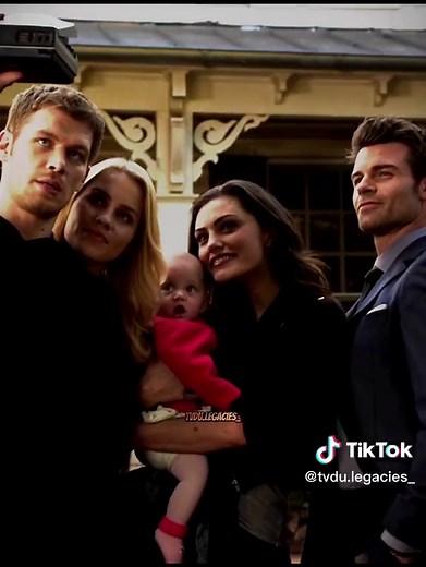 The best family | #themikaelsons #klausmikaelson #elijahmikaelson #kolmikealson #freyamikaelson #rebekahmikaelson #marcelgerard #hopemikaelson #hayleymarshall #themikalsonfamily #mikaelsonsiblings #theoriginals #thevampirediaries #tvduedit