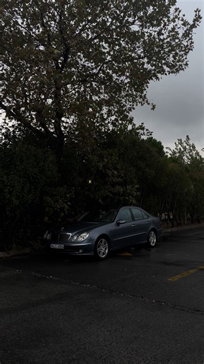 Exploring the Mercedes-Benz W211 Model