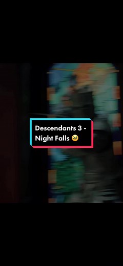 Descendants 3 - Night Falls 🥹 #offlixenostalgic_tv #nostalgia #throwback #descendants3 #nightfall #childhoodmemories #chinaannemcclain #cameronboyce #dovecameron #disneychannel