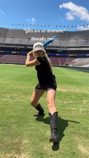 who’s more dramatic? let’s start a fight in the comments #fyp #baseball #texastailgaters #bananaball #men @Anna Carrington | Photographer