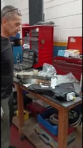 127K views · 4.9K reactions |  Peugeot 508. Salta aviso de fallo de motor. ¿Qué pasaba? Lo solucionamos cambiando el depósito de aditivo del filtro de partículas. Lo explicamos, paso a paso  #filtrodeparticulas #mecanicosdeespaña #mecanicosespaña #orgullodesermecanico #Peugeot #Peugeot508 #mecanicodecoche #averias #averiascuriosas | A pie de taller | Facebook