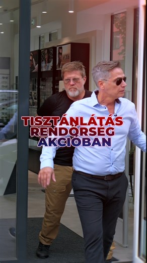 Az Optic World Tisztánlátás Rendőrsége nyomoz, és semmilyen látásprobléma nem lóghat meg előle!👮🚓😁 👉Segítsd te is a nyomozást, jelentkezz be gyorsan teljesen díjmentes látásvizsgálatra itt: opticworld.hu/akciok/latas-honapja Szereplők: Harsányi Levente Szabó Győző Kocsis Korinna Bartus Marci Trendrakó | Optic World