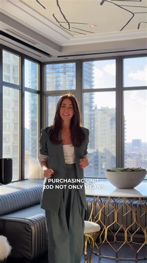 Houses on Instagram: "@MrsKatieBloom introduces a one-of-a-kind designer residence at The Ritz-Carlton Residences in Chicago. 🔑 Spanning 1 bedroom and 1.5 baths, this impeccably curated home was designed by Studio Sven and has been featured on the cover of LUX magazine. Offered furnished with select exclusions, the residence showcases six figures in bespoke upgrades, including Venetian plaster finishes, custom wall coverings, dramatic designer lighting, upgraded hardwood flooring, and refined a