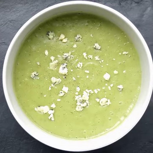 How To Make Broccoli & Stilton Soup