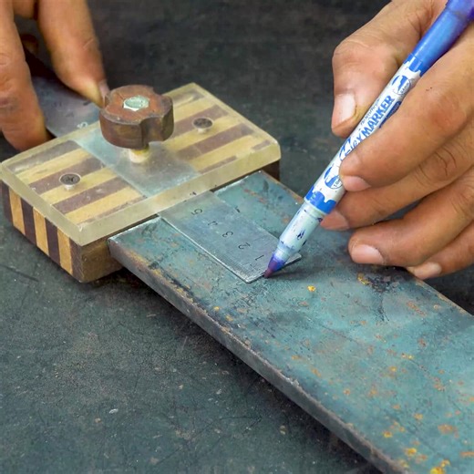 One tool, many uses: my new woodworking sander! #Repurpose #DIY #DIYTools #ToolHack #LifeHack #SimpleSolution #Craftsmanship #Metalworking #WoodworkingTips #Cambodia | Woodworking Ideas