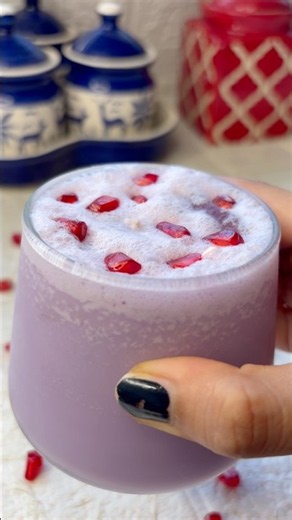 Creamy Pomegranate Shake ❤️🥤 | Easy & Refreshing Drink #shorts #foodshorts #viralshorts #ytshorts