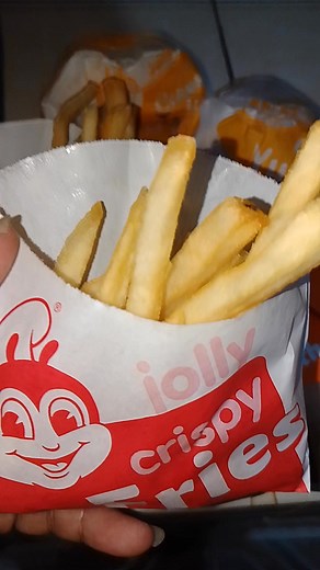 Late upload.. An nakikita jowibee 🤭🤭 An nababati an ido🤣🤣🤣 Salamat sa pasalubong. #capturedeverymoment #simplelife | Valeriano Marjorie