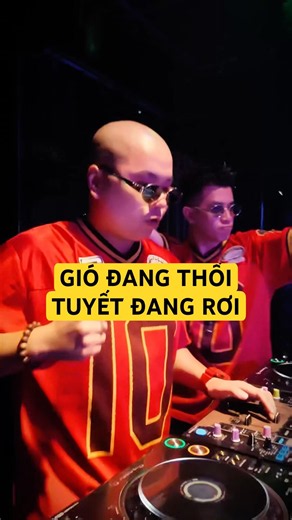 GIÓ ĐANG THÔI - DJ TRIỆU MUZIK x HIẾU LOVE