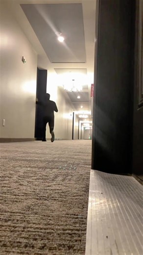 Funny Jump Scare Prank Reactions on US Streets