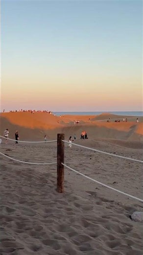 Destroying the Dunes of Maspalomas || ViralHog