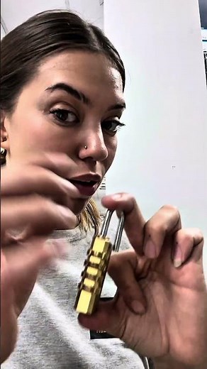 I'll show you how to put a combination lock on your padlock #tools #hardware #ideas #tips #tools ...