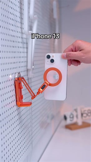 Ça tient vraiment sur un iPhone 4 ? Test de la bague MagSafe du 1er au 17 Pro Max 🧲🤯
