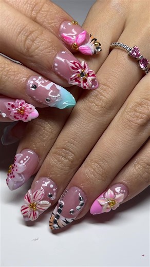 Colorful nails 🌸 #nails #fyp #viral #nailtransition #nailart | nails transitions