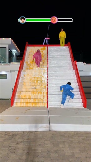 Sticky vs Slippery Stairs Challenge! 🆚️😱