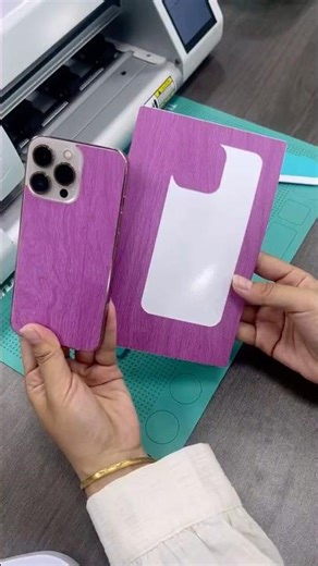 3D Back Skin + Precision Cutting Machine — perfect fit, bubble-free, and ultra-smooth. 📱✨