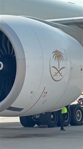 Powerful engine of the Airbus A330 – the heart of a wide-body giant! ✈️🔥” #viral #trendingshorts