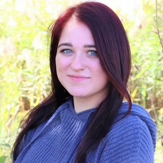 Deep Red Henna Hair Dye Tutorial Naturally Radiant Shine Without Chemicals #HennaHair #EcoBeauty