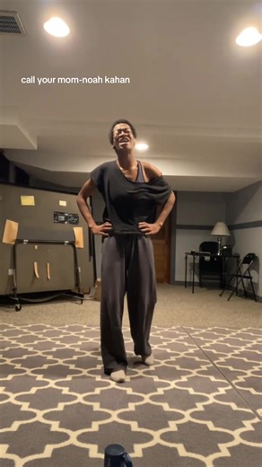 Dancing to Express Emotions