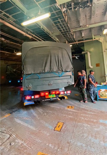 Explore Borneo: Nature and Culture Reflections