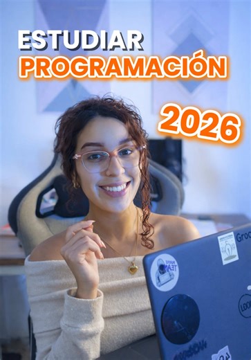 Después de enseñar y ver a muchas personas frustrarse por malas decisiones, esto es lo que sí recomiendo hoy si empezás programación desde cero 👇 (No es perfecto, pero es real y funciona) 1️⃣ freeCodeCamp Gratis, estructurado y con buenas bases de HTML, CSS y JS. Ideal si sos constante. 2️⃣ The Odin Project Muy práctico y cercano a cómo se trabaja en la industria. No es fácil, pero forma criterio. 3️⃣ Udemy (bien elegido) Útil para aprender temas puntuales como JS, React o Git. Clave: cursos ac