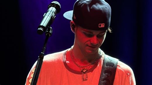 【Corbyn Besson】Head First巡演首站纽约全场