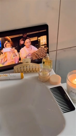 Rosie Seabrook on Instagram: "My current evening routine 🫧🤍 Nighttime is when your skin repairs itself, so what you apply matters. My Niacinamide Night Cream supports the skin barrier, helps even tone, and keeps my skin hydrated while I sleep @skinandmehq Use Code: SEA1 to receive your first Daily Doser for £4.99 (and then £24.99 ongoing) advert"