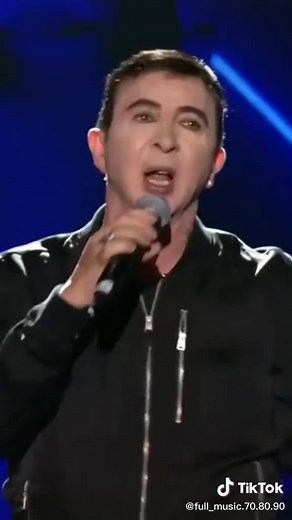 Tainted Love 1981 (Marc Almond -Soft Cell live 2018 ) #80s #newwave #music #fullmusic #musica #dance #perú