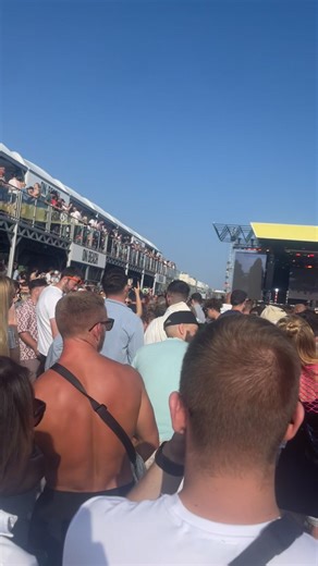 Billy Thomas on TikTok